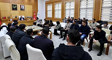 Sakarya'da Başkan Alemdar, gençlerle Sakarya'nın geleceğini konuştu