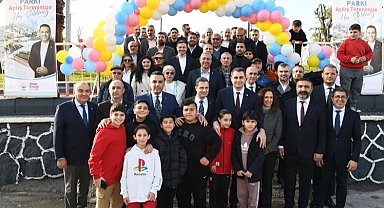 Uğur Mumcu Parkı İzmir Çiğli'de hizmete açıldı