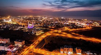 Umman'ın 10 yıllık 'Altın Oturum Programı'na küresel yatırımcılardan yoğun ilgi