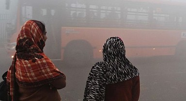 Yoğun Sis Ulaşımı Felç Etti