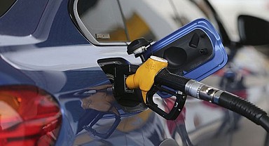 Akaryakıta Çifte Zam Geliyor