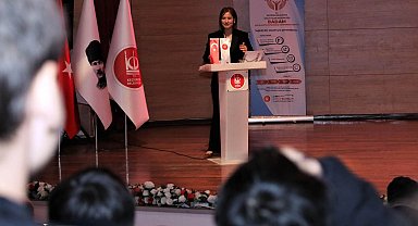 Ankara Keçiören'de gençlere bağımlılıkla mücadele sempozyumu