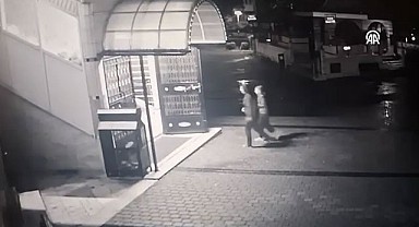 Başından Yaralanan Kadın ve Kızı Camiye Sığındı