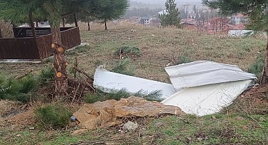 Bilecik Pazaryeri fırtınaya teslim oldu