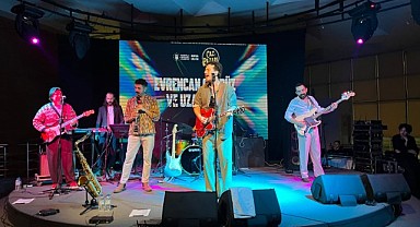 Bursa’da Evrencan Gündüz ile ‘Caz Pazarı’