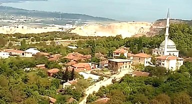 Bursa Orhangazi'de taş ocakları yerleşimlere dayandı