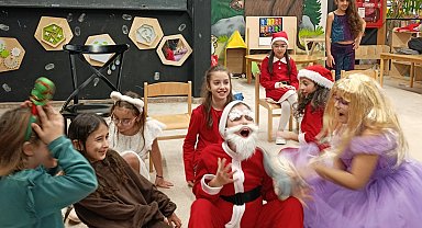 Bursalı minik yetenekler yeni yılı sahneye taşıdı