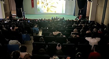 Çorum'da çocuklar sömestr tatilinde sinema ile buluştu