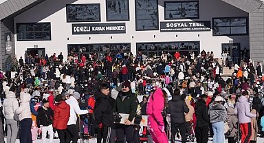 Denizli'de kayak merkezi ve teleferik hafta sonu doldu taştı