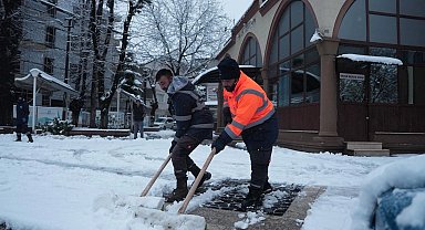 Düzce'de kar mesaisi