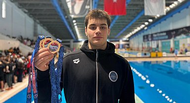 Gaziantep'in milli yüzücüsü Kaan Efe Kaya'dan 3 altın madalya