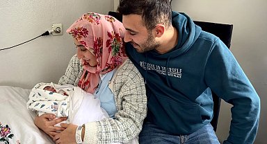 Gaziantep'te yeni yılın ilk bebeği güvenle ulaştırıldı