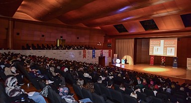 Gençler Büyükşehir'le KPSS'ye hazırlanıyor