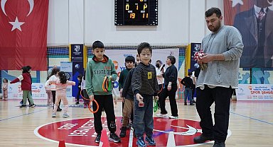İstanbul'da çocuklar tatilin tadını sporla çıkardı