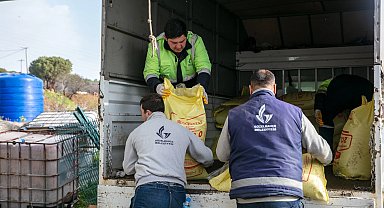 İzmir Güzelbahçe'den çiftçiye gübre desteği