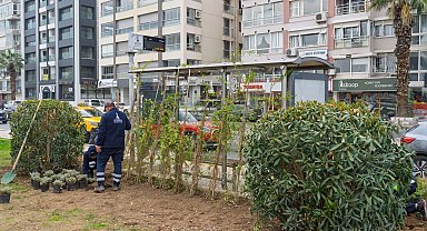 İzmir yeşil duraklarla kente nefes oluyor