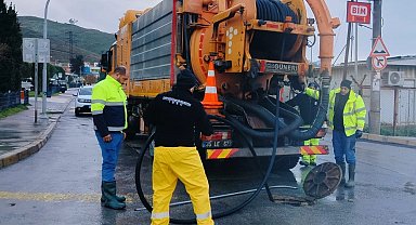 İzmir'de yağış alarmı sürüyor