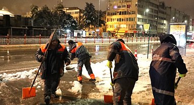 Kayseri Melikgazi karla mücadele için sahada