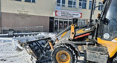Kayseri Talas'ta öğrenciler okula temiz başladı
