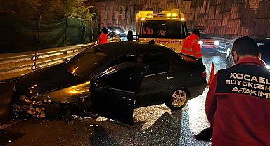 Kocaeli A Takımı'ndan kazaya anında müdahale