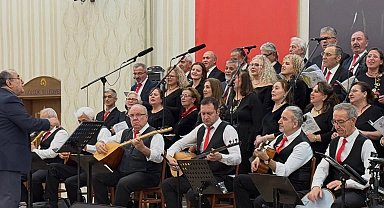Kocaeli Gölcük'te Türk Halk Müziği rüzgarı