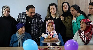 Kocaeli'de 77 yaşındaki teyzeye büyük mutluluk