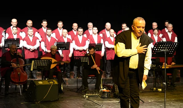 Kocaeli'de hicaz dua ve solo ilahiler gönüllere huzur verdi