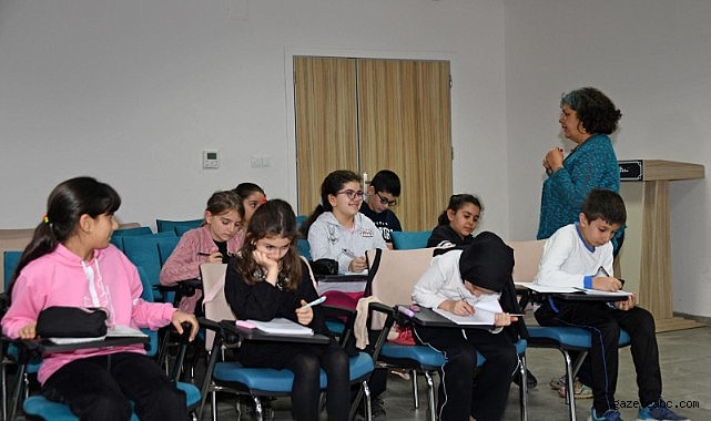 Küçük Yazarlar Kalemlerini Ustalığa Taşıyor