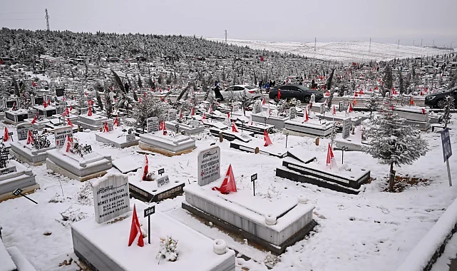 Malatya Büyükşehir acılı günlerde de vatandaşın yanında