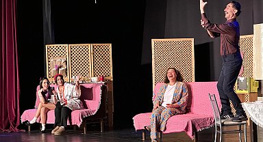 Maltepe'de '3+1 Zombili'ye tam not