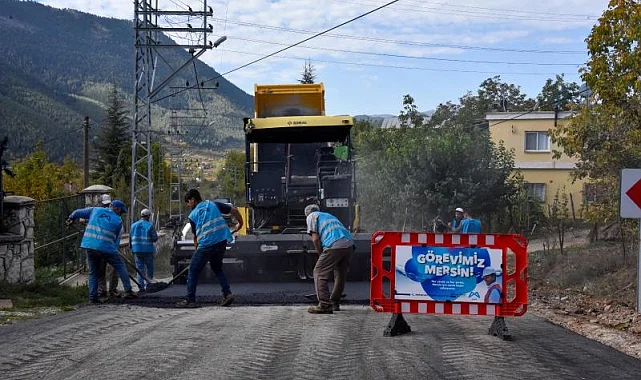 Mersin Büyükşehir, yatırımlarıyla yolları yeniliyor