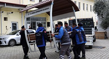 Muğla Büyükşehir'den ilçelere donatı katkısı