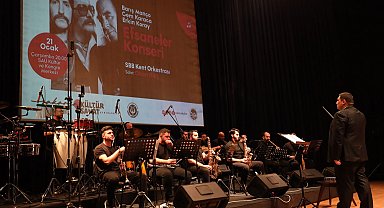 Müzikseverler Sakarya'da 'Efsaneler Konseri'nde buluştu