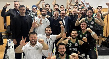 Sakarya Büyükşehir İzmir'den de galip döndü