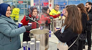 Sivas'ta son 20 yılın en yoğun karında belediye 7/24 görevde