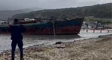 Urla sahilinde izinsiz gemi sökümüne 2 milyon TL ceza