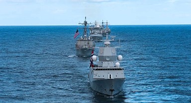 ABD Gemileri Orta Doğu Yolunda