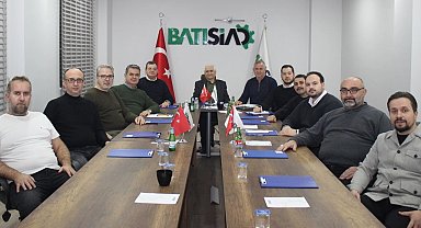 Ahmet Er başkanlığındaki BATISİAD'da görev bölümü