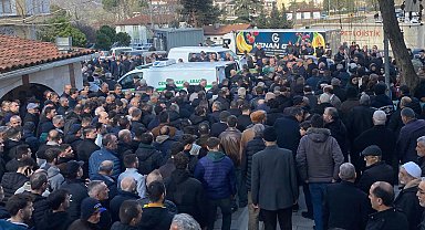 Antalya'daki kazada hayatını kaybeden gençler Bilecik'te toprağa verildi