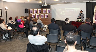 Atatürk ve Cumhuriyet'in Bursa'daki izleri Nilüfer'de konuşuldu