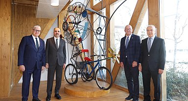 Avrupa Bisiklet Birliği Başkanı Casa'dan Başkan Altay'a ziyaret