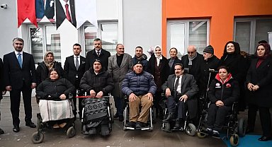 Bakan Göktaş'tan Engelli Merkezi açılışı