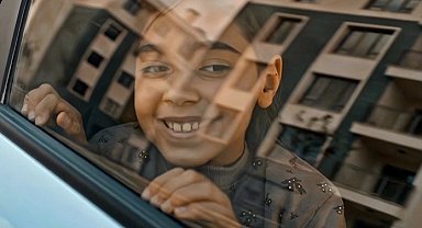 Bakan Kurum, Simge Sağın'ın 'Gün Ağarır' ağıdını paylaştı... 6 Şubat depremlerinin 3. yılı Osmaniye'de anılacak