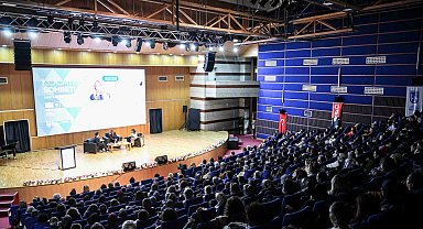 Başkent'te Kocatepe Sohbetleri'nde moda konuşuldu