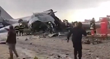 Bolivya'da para taşıyan uçak düştü: Çok sayıda ölü var