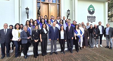 Bursa'da İK Kodları 2. dönemi mezunlarını verdi