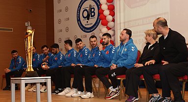 Busa'da Nilüferli hentbolcular gençlerle buluştu