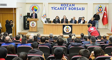 'Deprem Gerçeğiyle Yaşamak' konulu panel Adana Kozan'da yapıldı