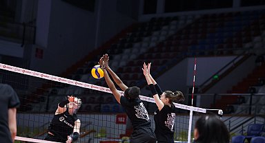 Eczacıbaşı Dynavit İzmir deplasmanında