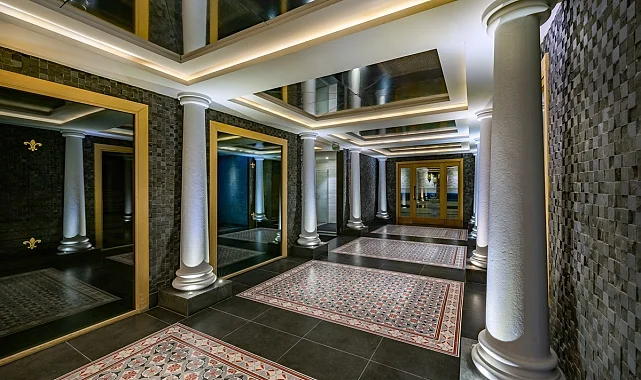 Efesus Stone'un doğal taş koleksiyonları Rai Premium Tekirova Otel'de hayat buldu